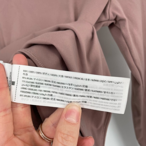 Abercrombie & Fitch Soft AF Scoop Neck Bodysuit in Mauve Size M - Picture 8 of 8
